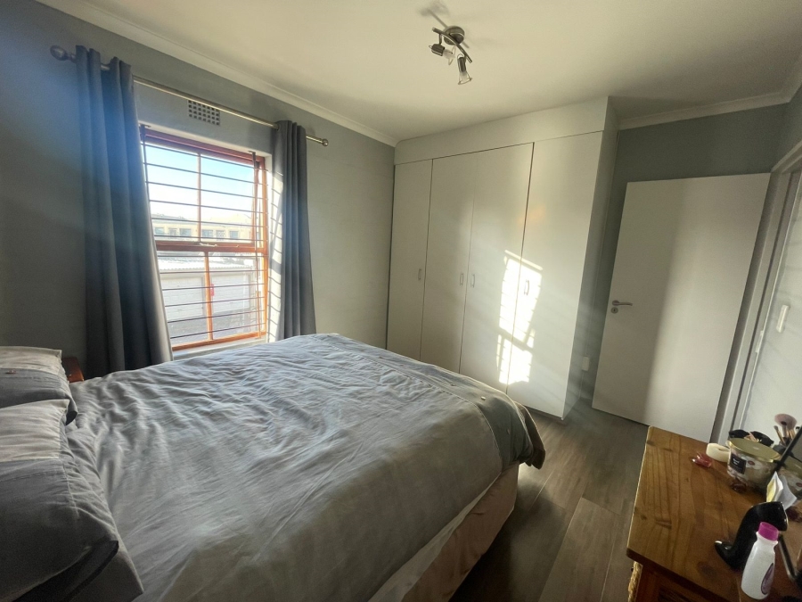 To Let 2 Bedroom Property for Rent in Parklands Western Cape